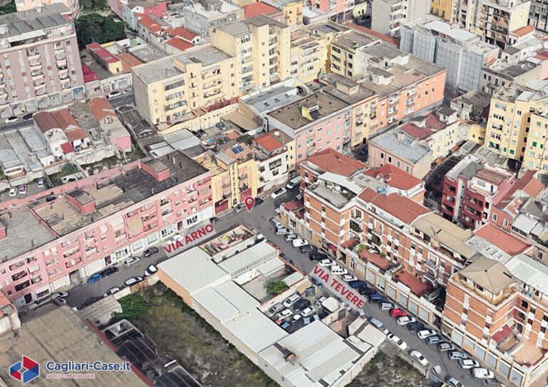 Trivano con Monolocale ultimo piano e terrazza a livello – rif.PO549