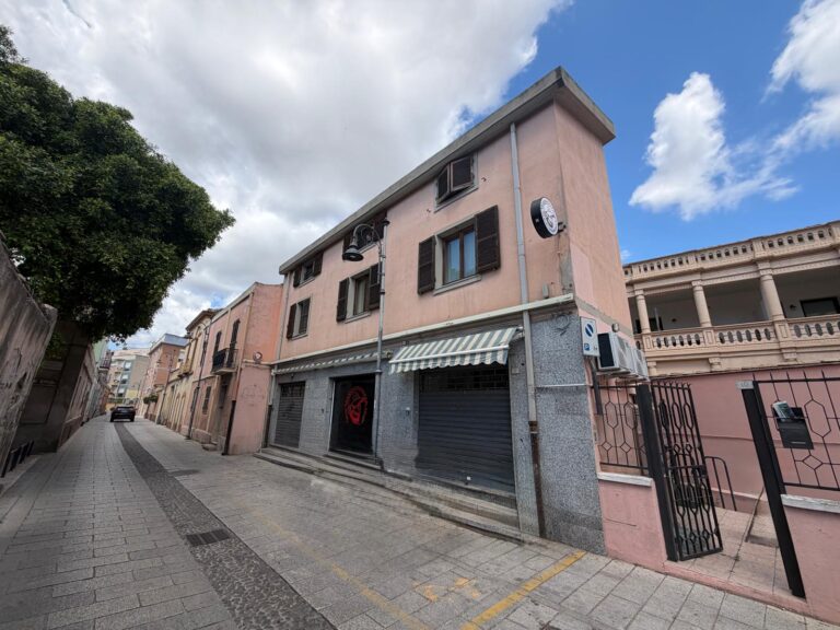 Uffici in locazione vicino al Comune – rif.RR274