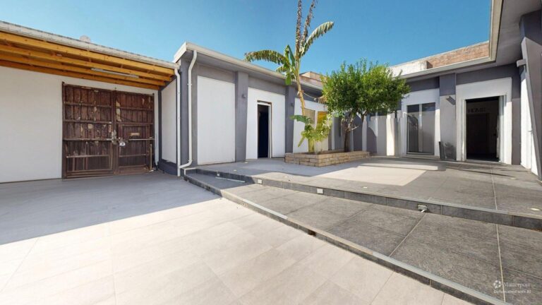 Campidanese parzialmente ristrutturata con dependance e garage- rif.PO603